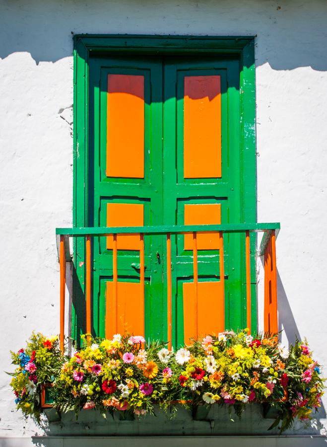 Balcon de una Casa Colonial en Medellin, Antioquia...