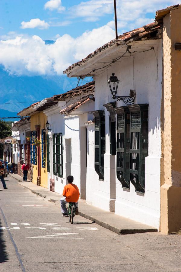 Calle en Santa Fe de Antioquia, Colombia