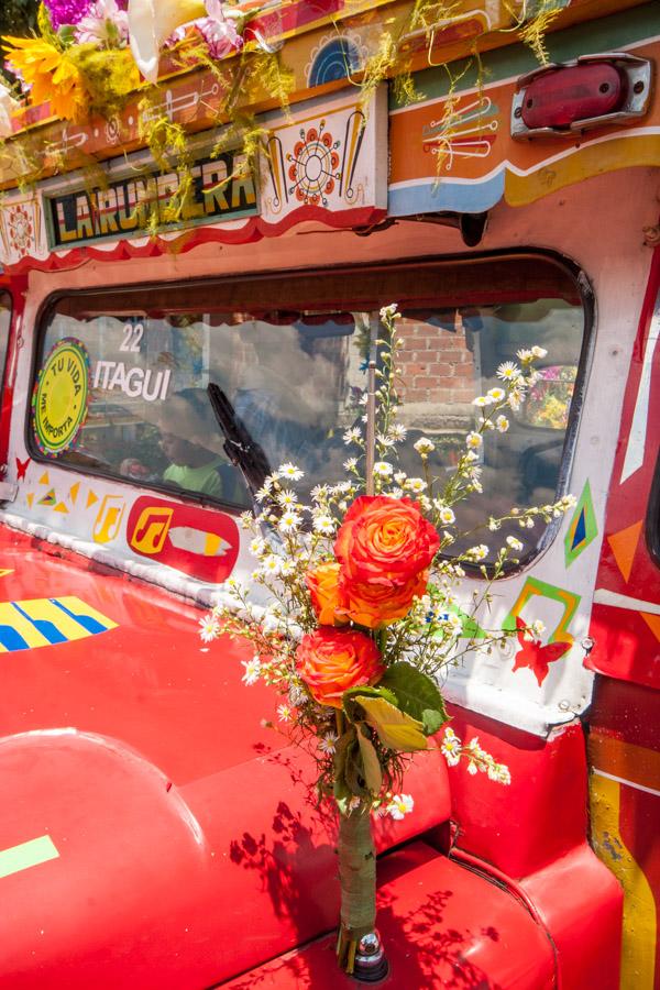 Desfile de Chiva, Feria de Flores, Medellin, Antio...