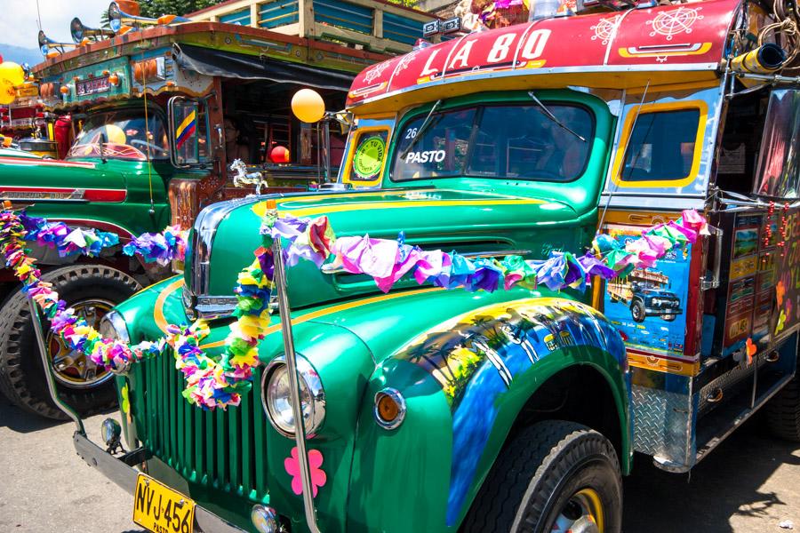 Desfile de Chiva, Feria de Flores, Medellin, Antio...