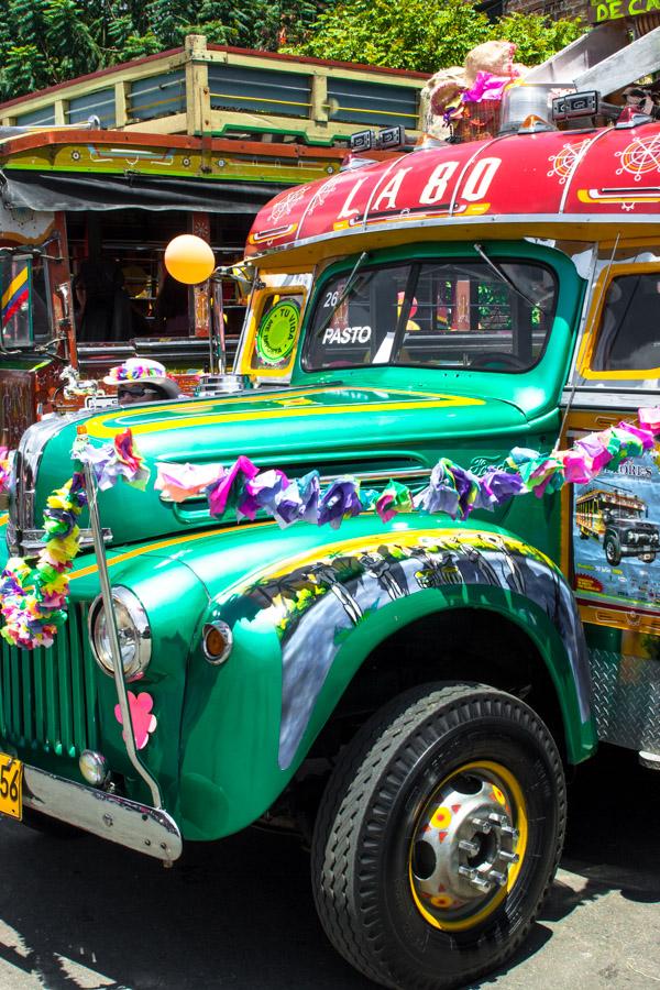 Desfile de Chiva, Feria de Flores, Medellin, Antio...