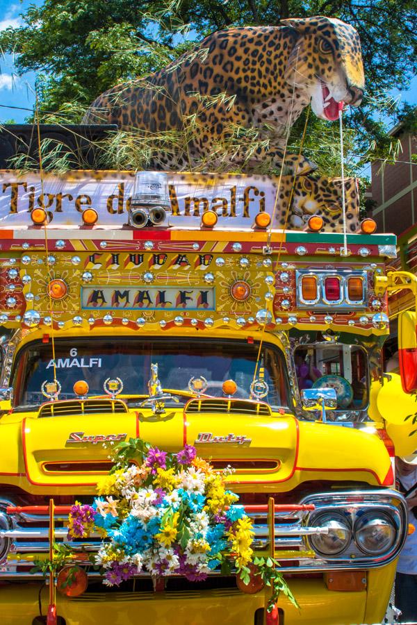 Desfile de Chiva, Feria de Flores, Medellin, Antio...