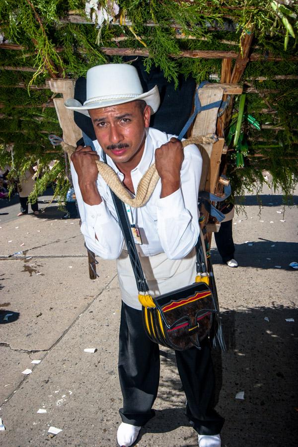 Desfile de Silleteros, Feria de Flores, Medellin, ...