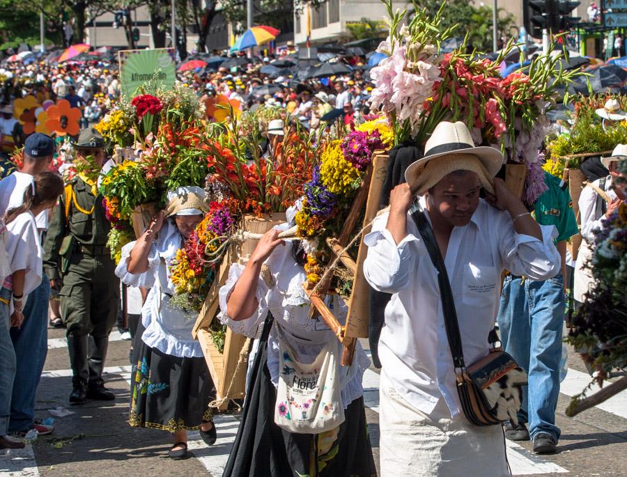 Desfile de Silleteros, Feria de Flores, Medellin, ...