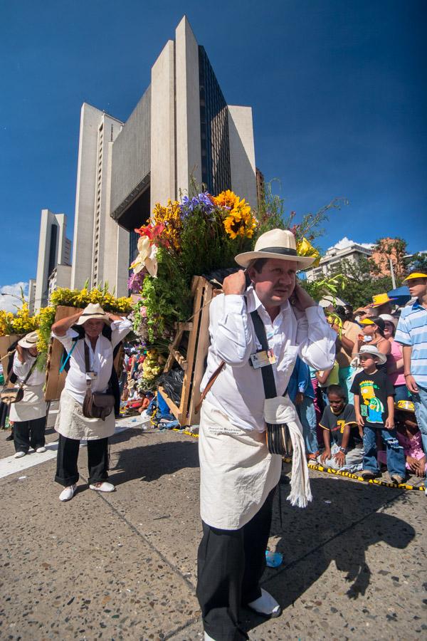 Desfile de Silleteros, Feria de Flores, Medellin, ...