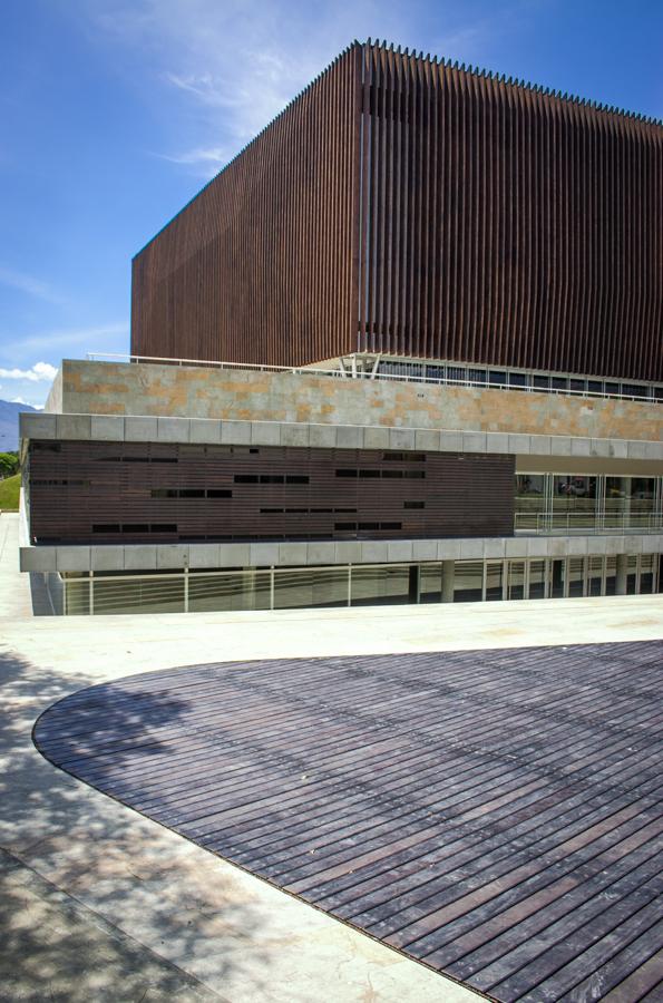 Caja de Madera, Medellin, Antioquia, Colombia