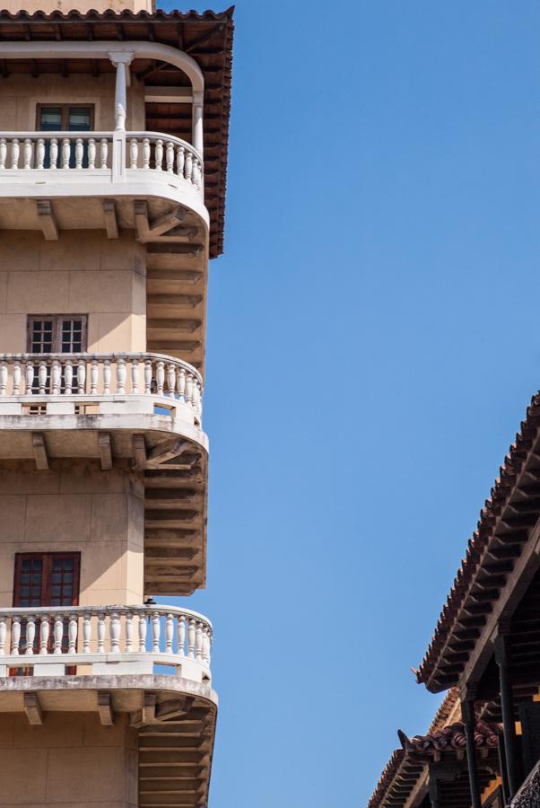 Edificio en la Plaza Santo Domingo, Cartagena, Ciu...