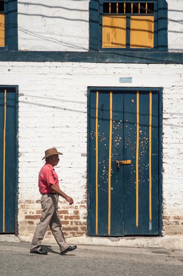 Hombre en Genova, QuIndio, Colombia