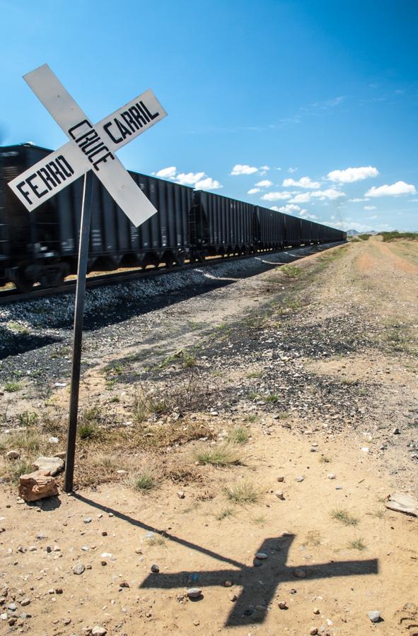 Señalizacion del Tren Carbonero, Guajira, Riohach...