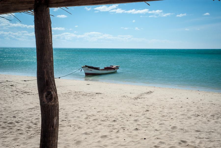 Bote en la Playa, Cabo de la Vela, Guajira, Riohac...