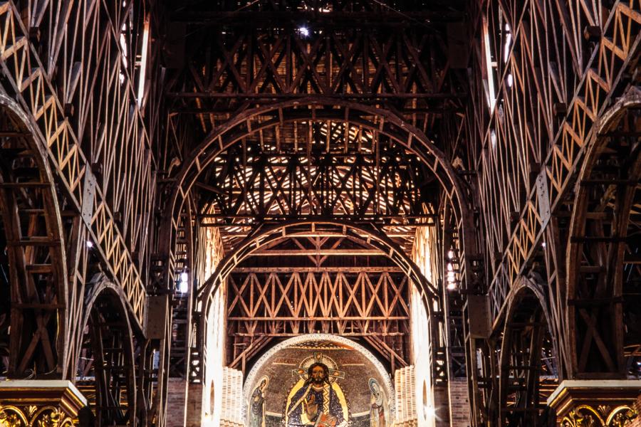 Interior de la Catedral Nuestra Señora de la Pobr...