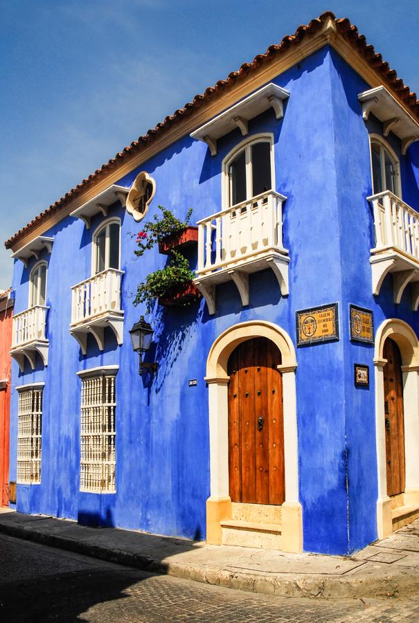 Fachada de una Casa en Cartagena, Bolivar, Colombi...