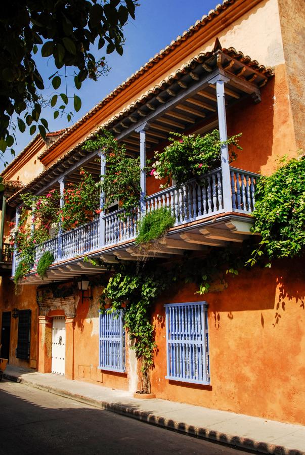 Fachada de una Casa en Cartagena, Bolivar, Colombi...