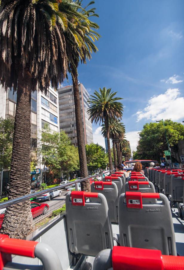 Turibus en Distrito Federal, Mexico, America Centr...