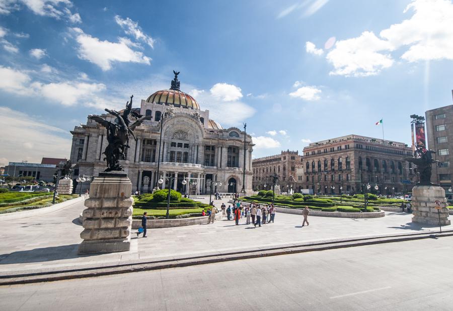 Palacio de Bellas Artes en el Distrito Federal, Me...