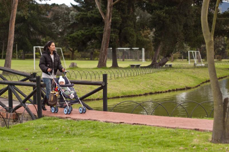 Madre e Hijo, Parque Metropolitano Simon Bolivar, ...