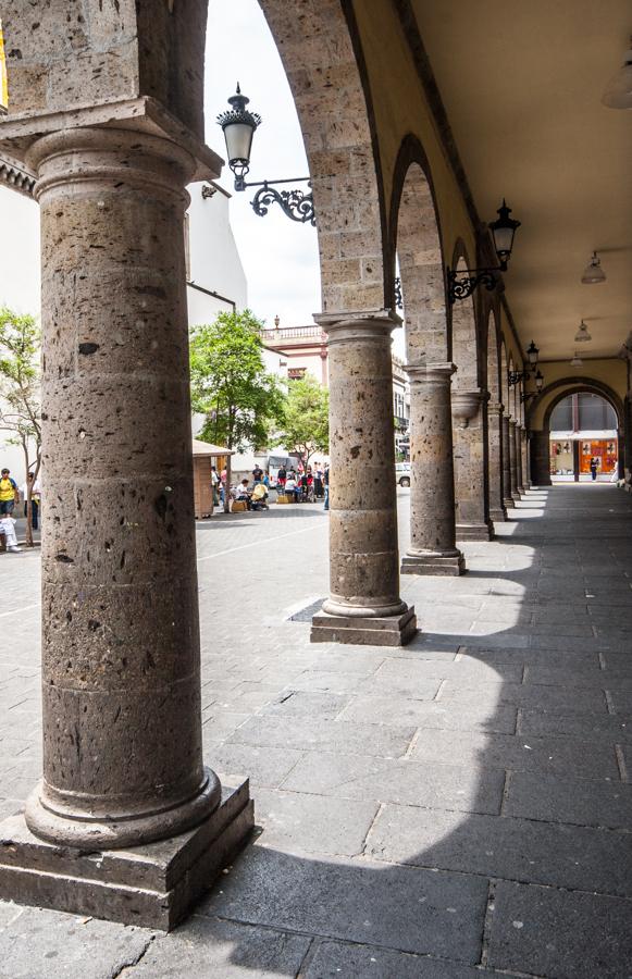 Columnas del Palacio Municipal, Guadalajara, Mexic...