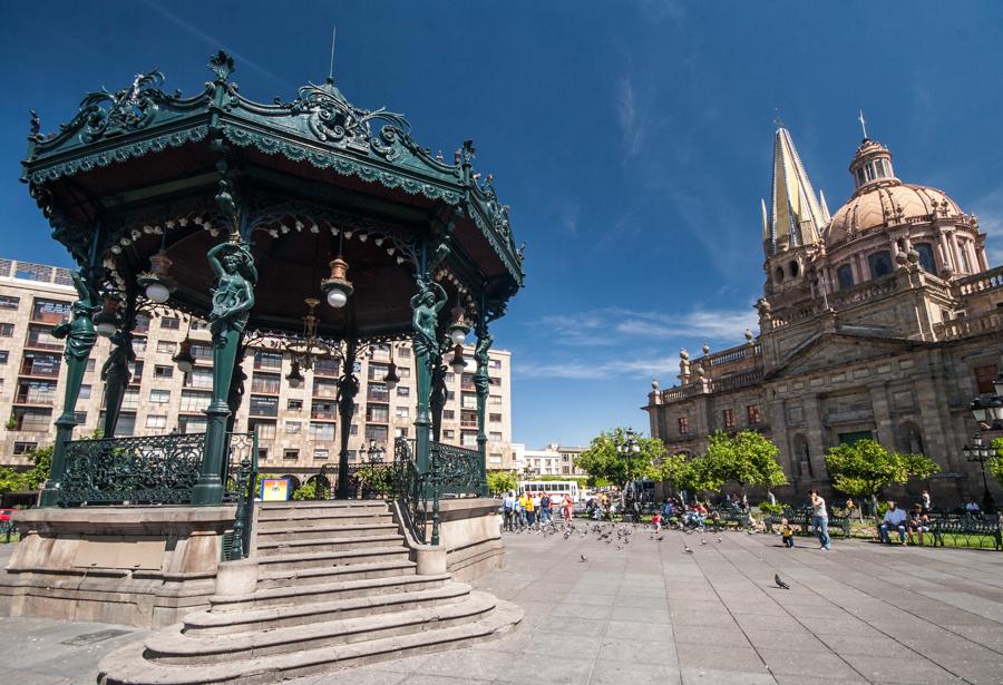 Kiosko en la Plaza de Armas, Guadalajara, Mexico, ...