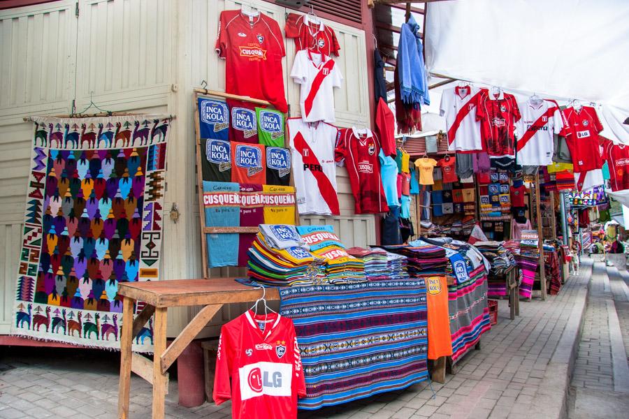 Mercado Artesanal, Aguas Calientes, Machu Picchu, ...