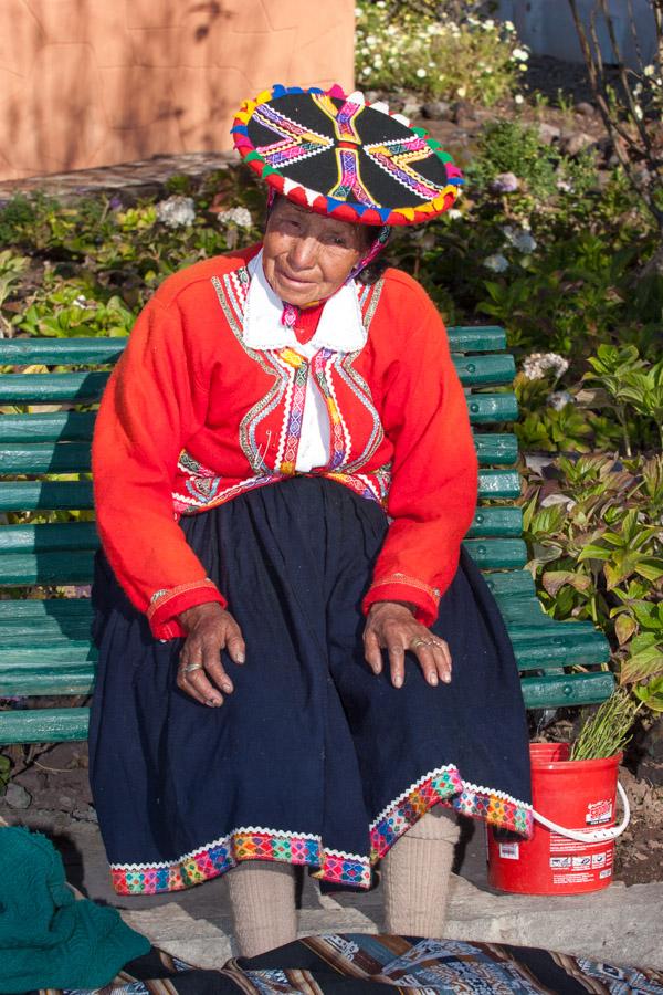 Indegenas en el Valle Sagrado de los Incas Localid...