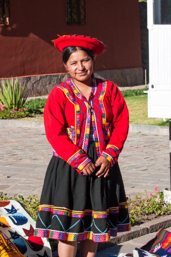 Indegenas en el Valle Sagrado de los Incas Localid...