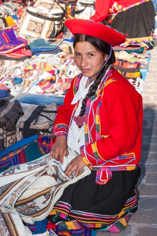 Indegenas en el Valle Sagrado de los Incas Localid...