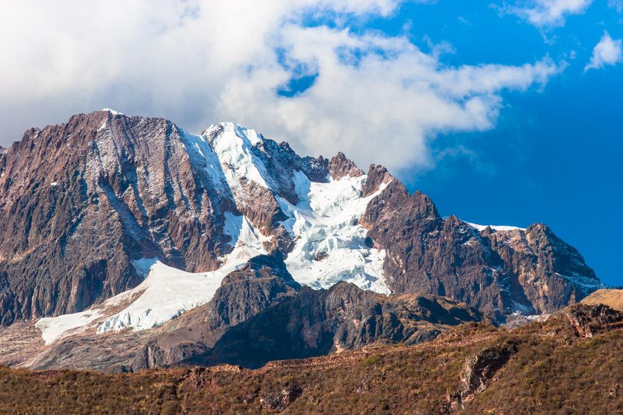 Nevado Chicon en el Valle Sagrado de los Incas Per...