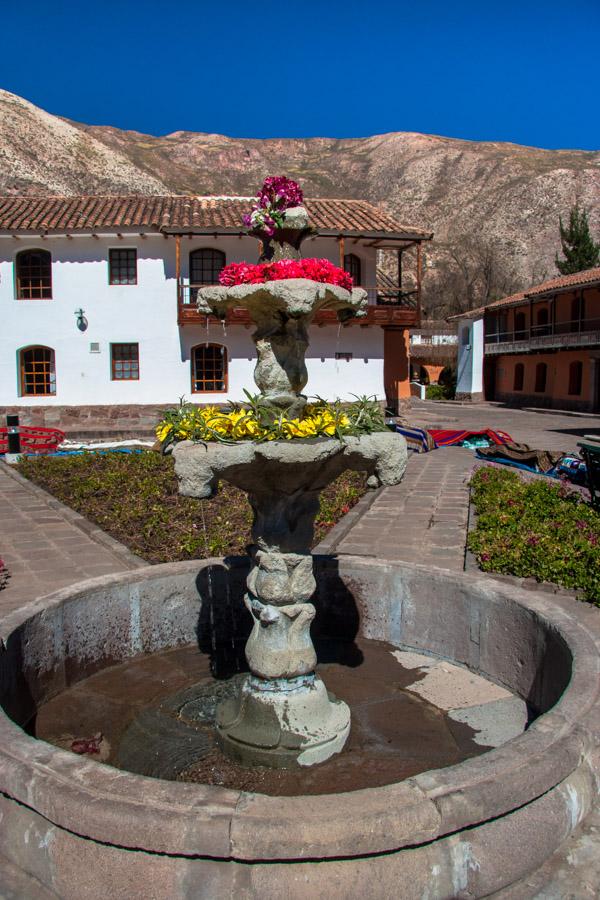 Fuente de la Soneta Posada del Inca Yucay, Yucay, ...