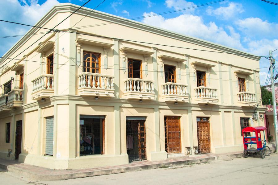 Calle de Cienaga, Magdalena de Estilo Republicano,...