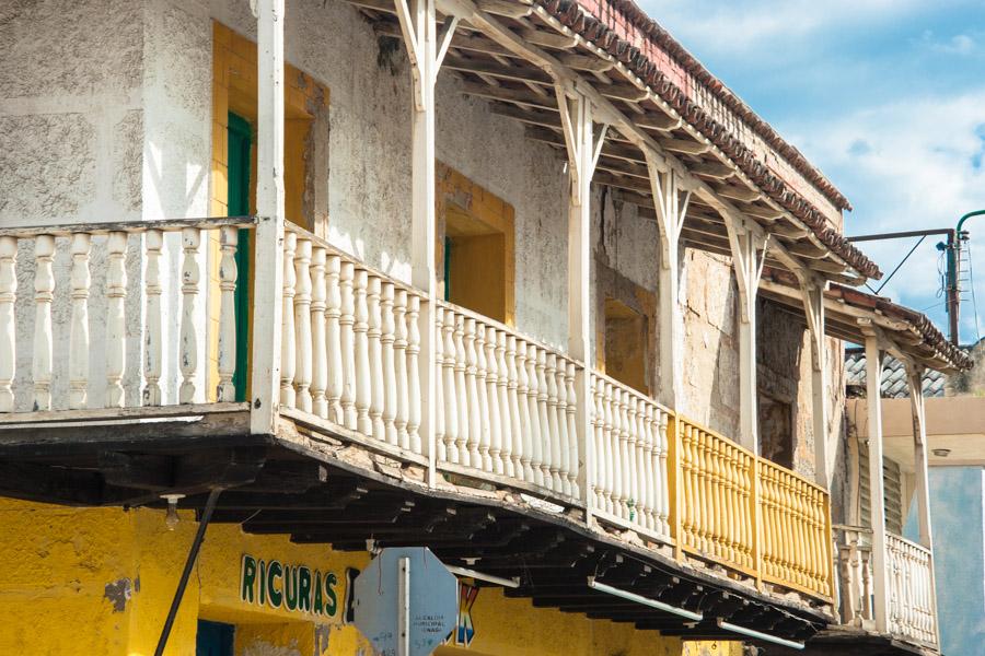 Balcon de una Casa en Cienaga Magdalena, Colombia