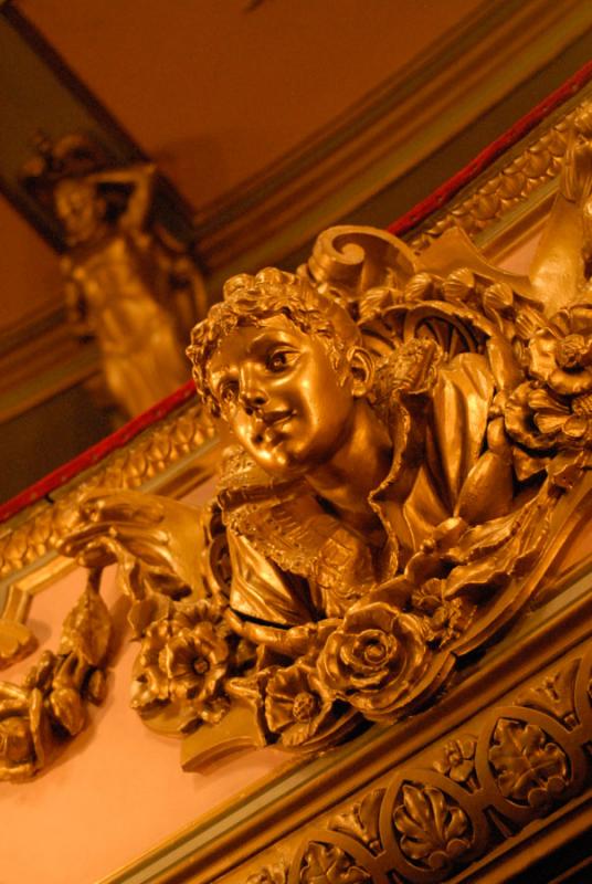 Ornamentacion del Plafon, Teatro Cristobal Colon, ...