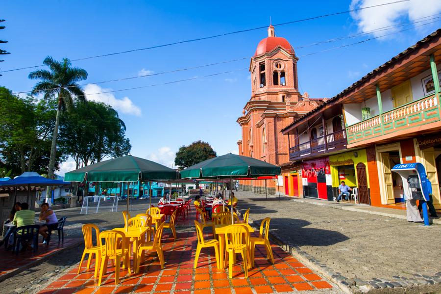 Iglesia Parroquial de San Antonio de Padua, Pueblo...