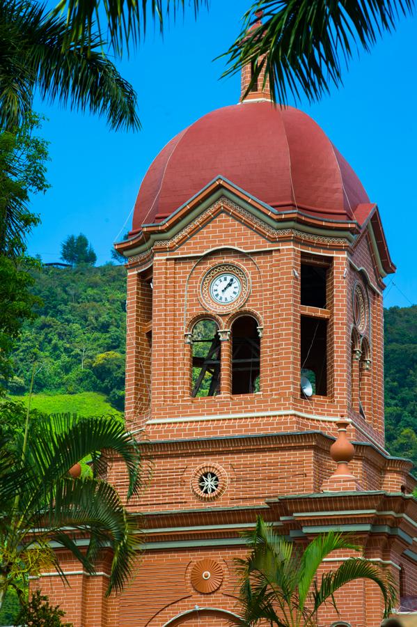 Iglesia Parroquial de San Antonio de Padua, Pueblo...