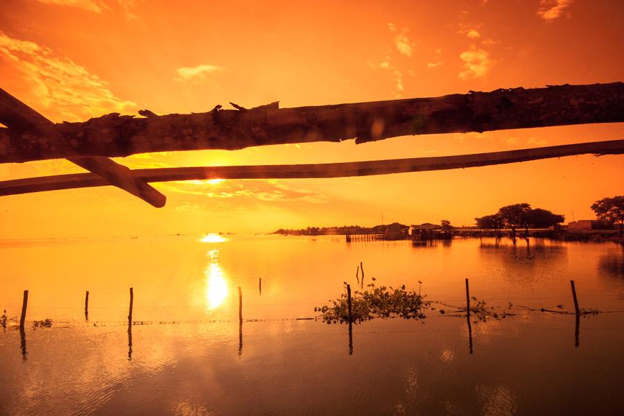 Atardecer en Cienaga Magdalena, Colombia