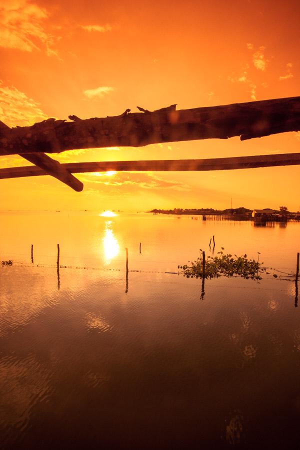 Atardecer en Cienaga Magdalena, Colombia