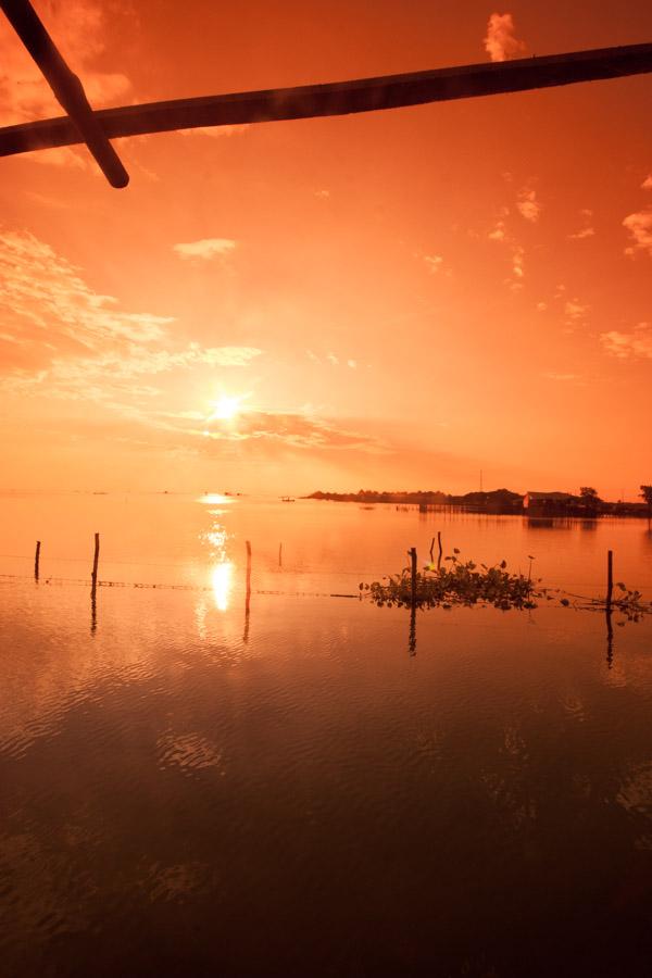 Atardecer en Cienaga Magdalena, Colombia