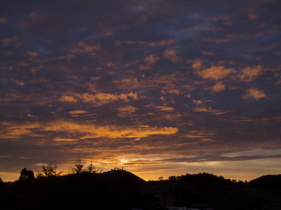 Atardecer en Santa Elena, Medellin, Antioquia, Col...