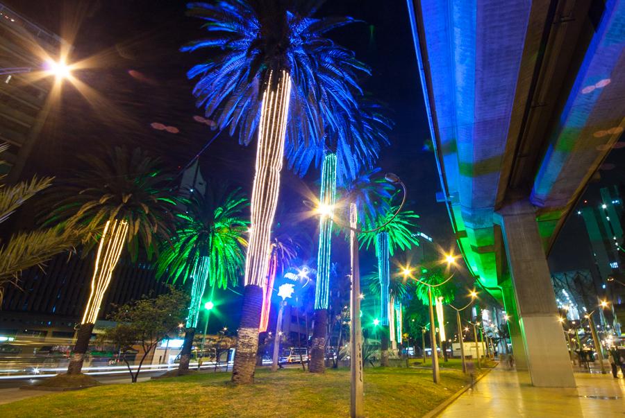 Alumbrados de Navidad, Via del Metro, Medellin, An...