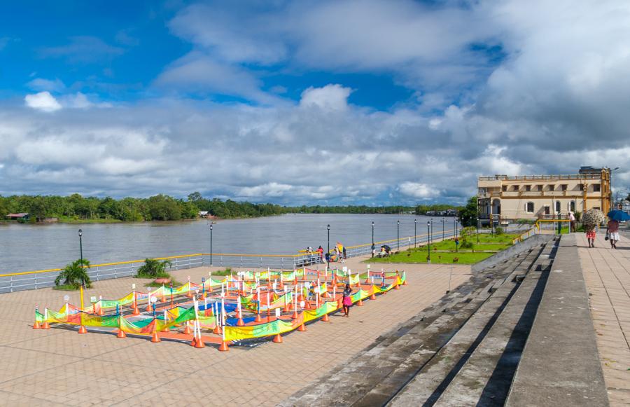 Panoramica Rio Atrato, Quibdo, Choco, Colombia