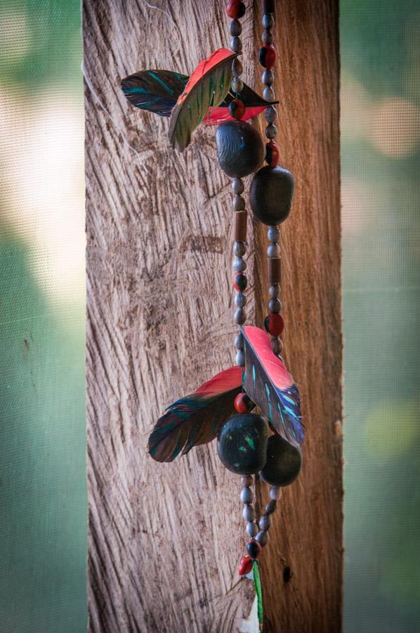 Collar de Semillas y Plumas Amazonas, Leticia, Col...