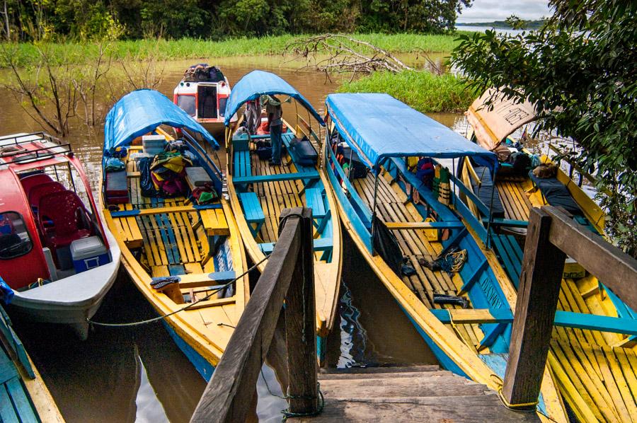 Lanchas en Puerto Amazonas, Leticia, Colombia