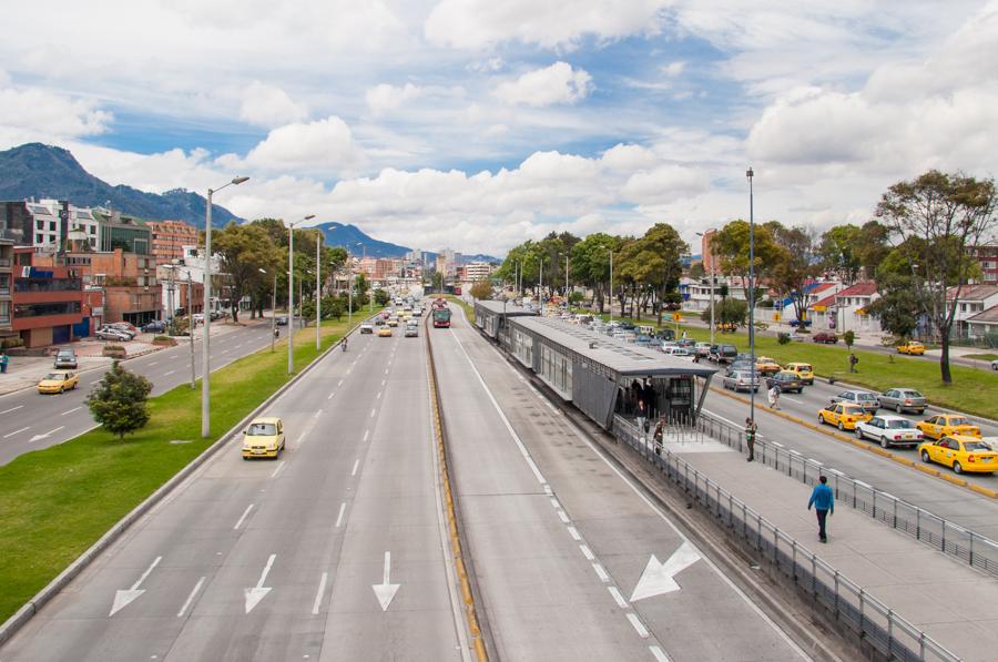 Estacion de Transmilenio en la Ciudad de Bogota, C...