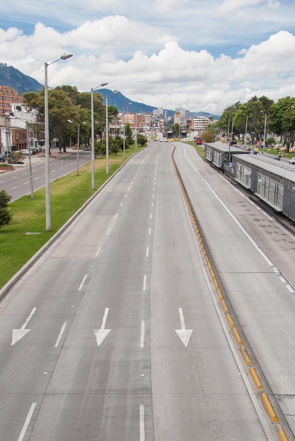 Estacion de Transmilenio en la Ciudad de Bogota, C...