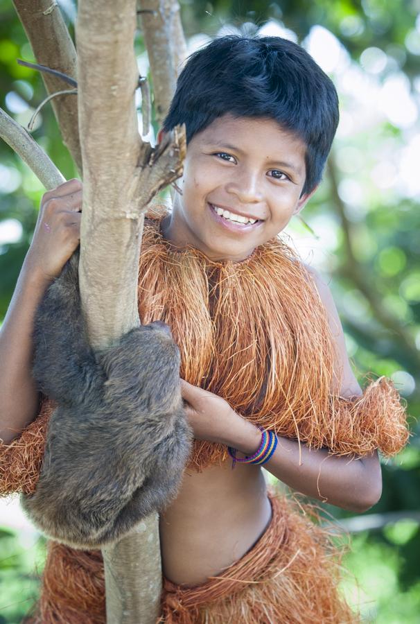 Niño de la Comunidad Yagua, Amazonas, Leticia, Co...