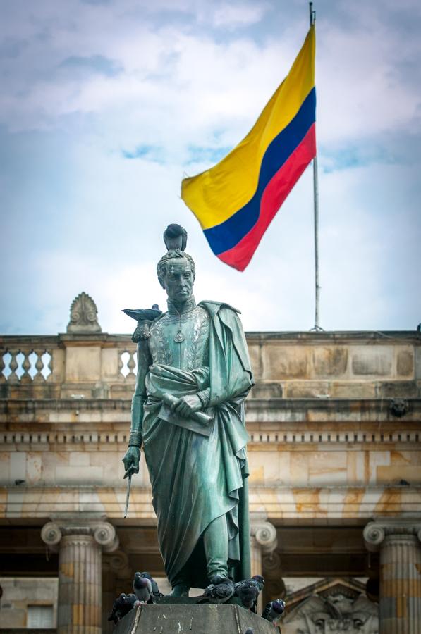 Capitolio Nacional, Plaza de Bolivar, La Candelari...