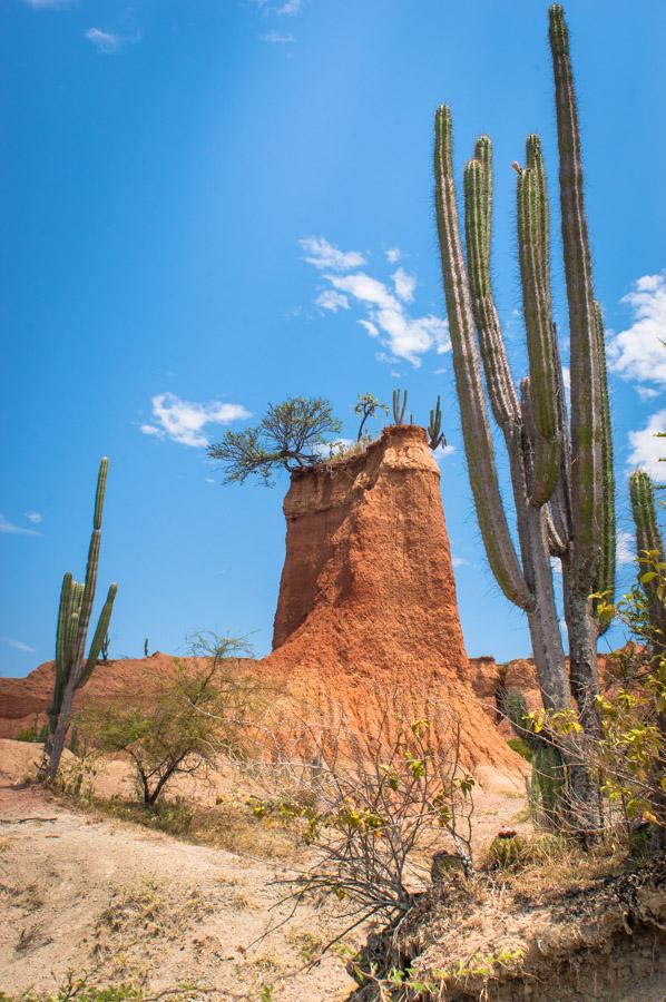 Desierto de la Tatacoa, Valle de las Tristezas, Hu...