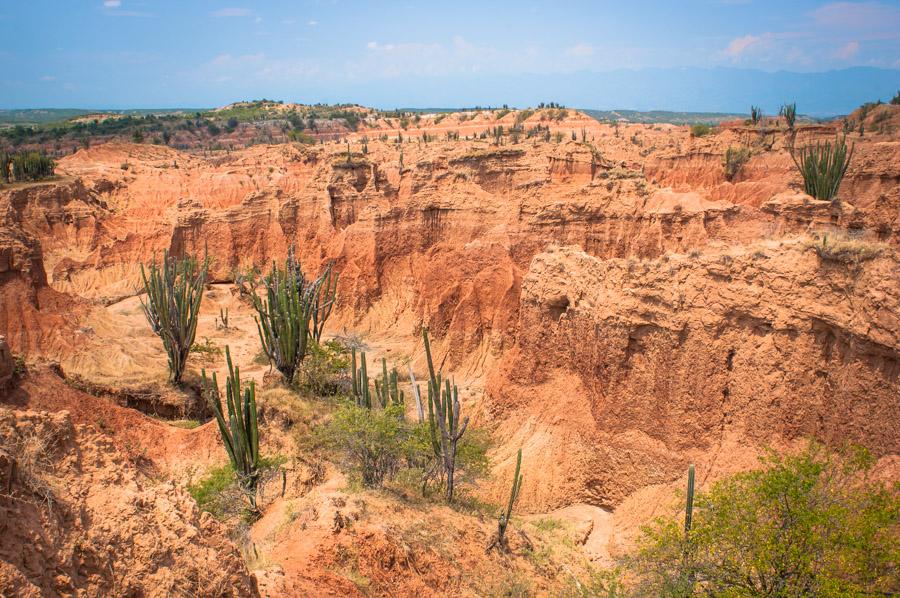 Desierto de la Tatacoa, Valle de las Tristezas, Hu...