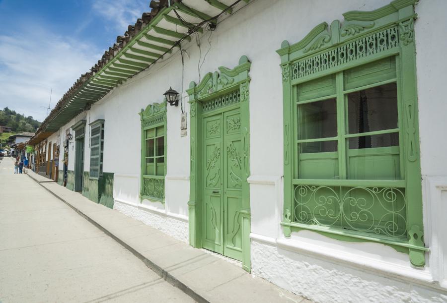 Fachada Colonial en El Retiro, Oriente Antioqueño...