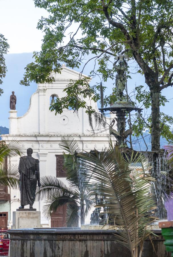 Capilla de Nuestra Señora de Chiquinquira, La Cej...