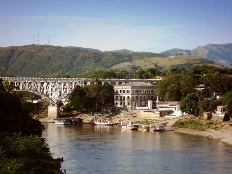 Puente Ferreo, Girardot, Cundinamarca, Colombia